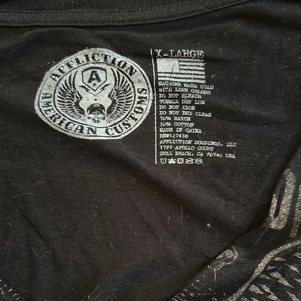 Affliction Black and Gray Short Sleeve Tee - Picture 2 of 3